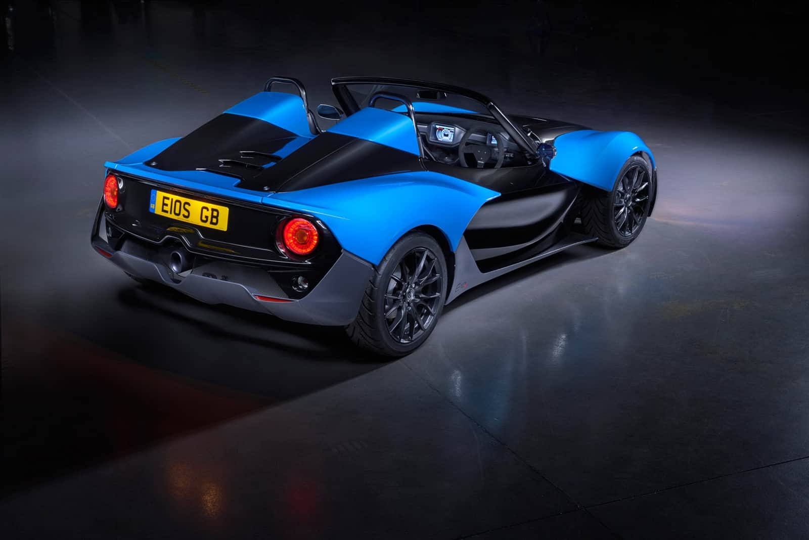 Zenos E10S taillights