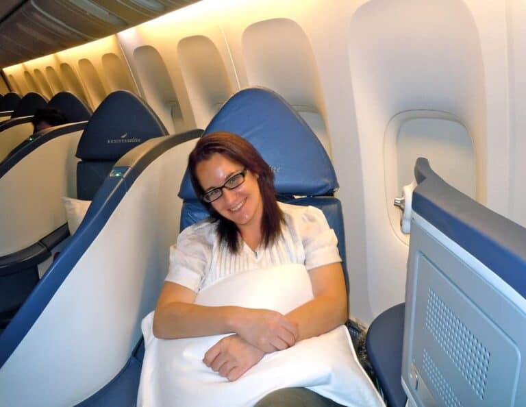 airport lie flat seating