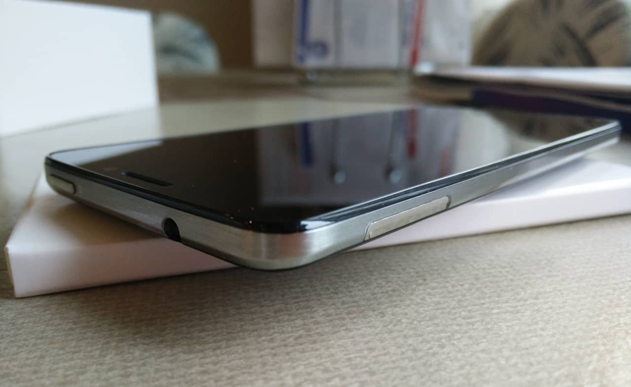 Alcatel OneTouch Idol X+ review 2 Alcatel_OneTouch_Idol_X+1