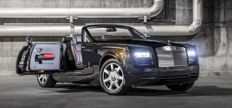 Rolls Royce Phantom Drophead Coupe Nighthawk 1