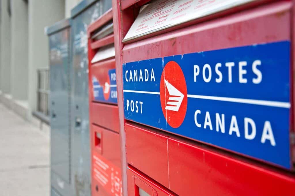 canada post mail boxes