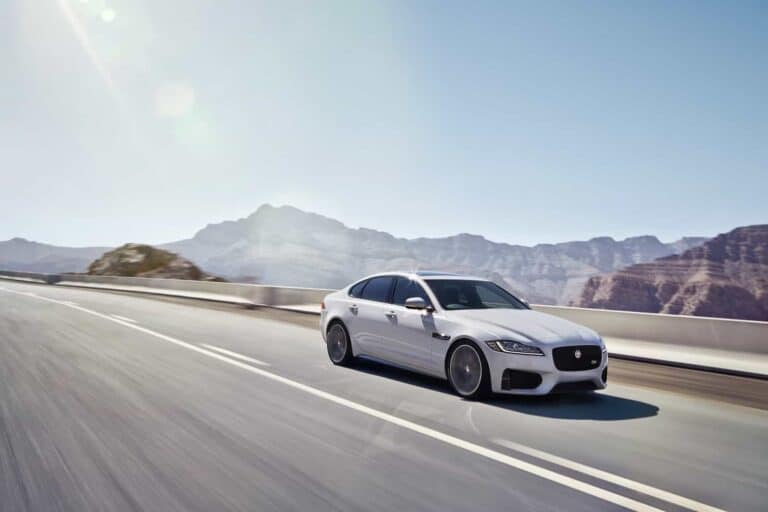 2016 Jaguar XF 2