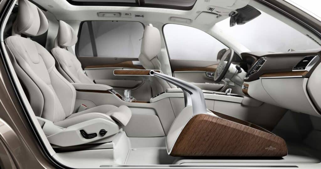Volvo XC90 Excellence Lounge Console 1