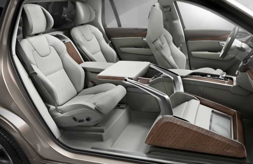 Volvo XC90 Excellence Lounge Console 7