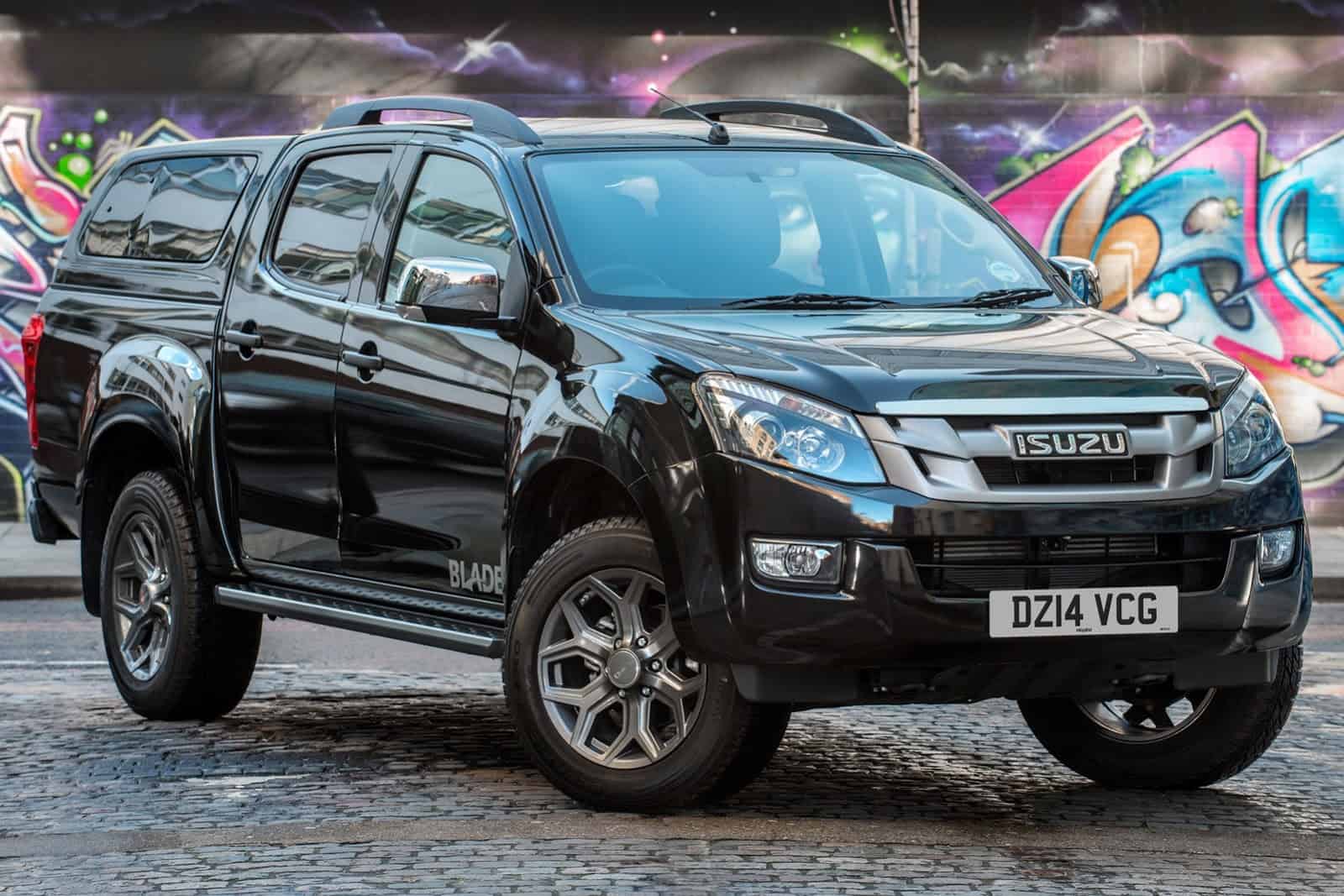 isuzu-dmax-blade-2