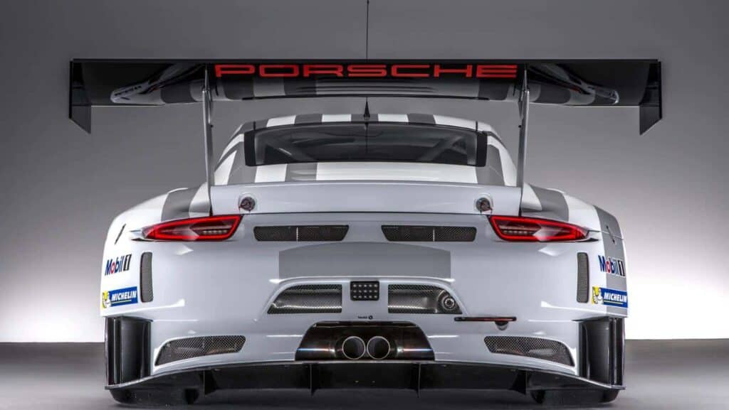 Porsche 911 GT3 R 04