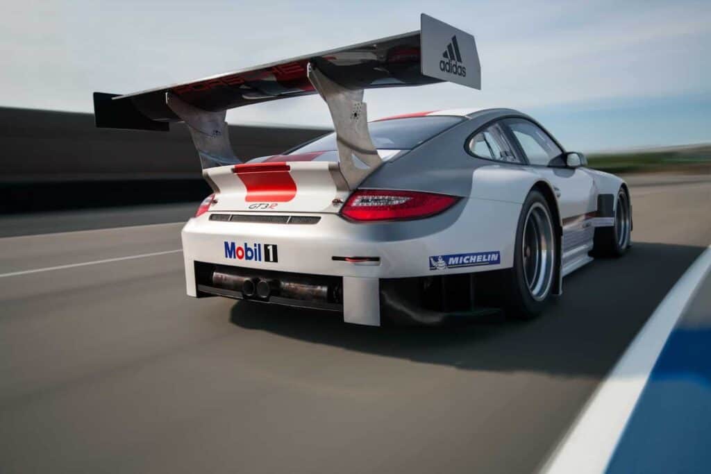 Porsche 911 GT3 R 10