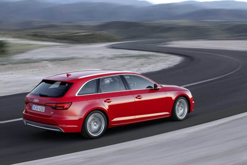 2016 Audi A4 Avant 3