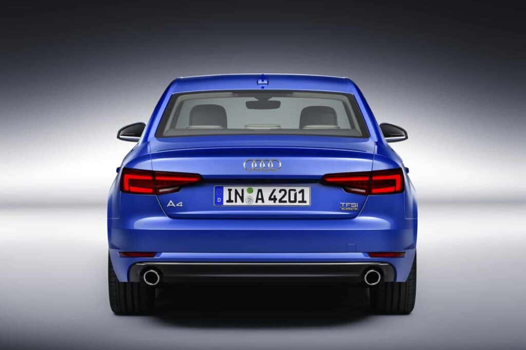 2016 Audi A4 Sedan 4