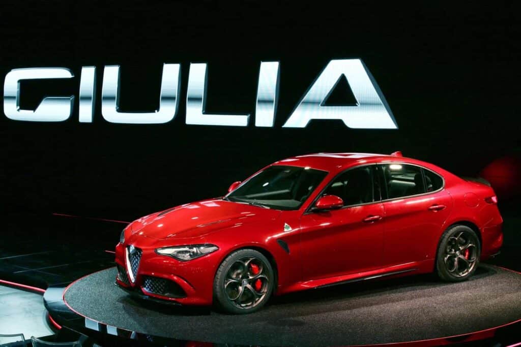 Alfa Romeo Giulia Quadrifoglio Verde (QV) 5 Alfa Romeo Giulia QV 6