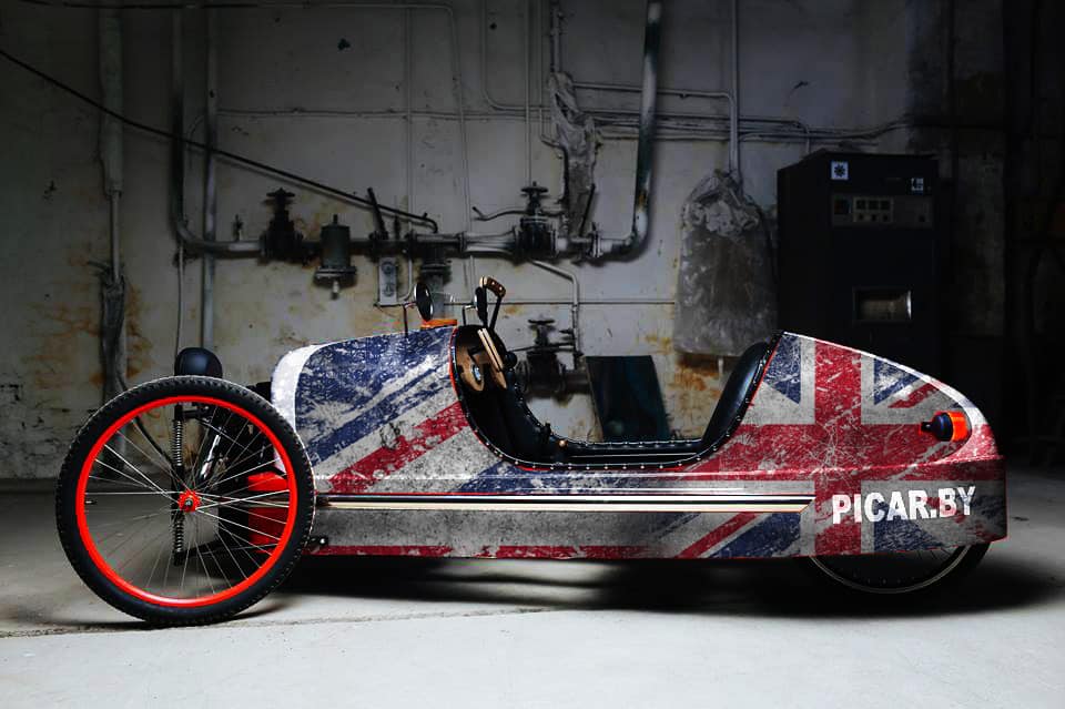 Ekomobil-Morgan-3-Wheeler-Replica