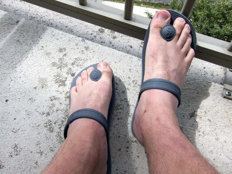 good sandals for back pain