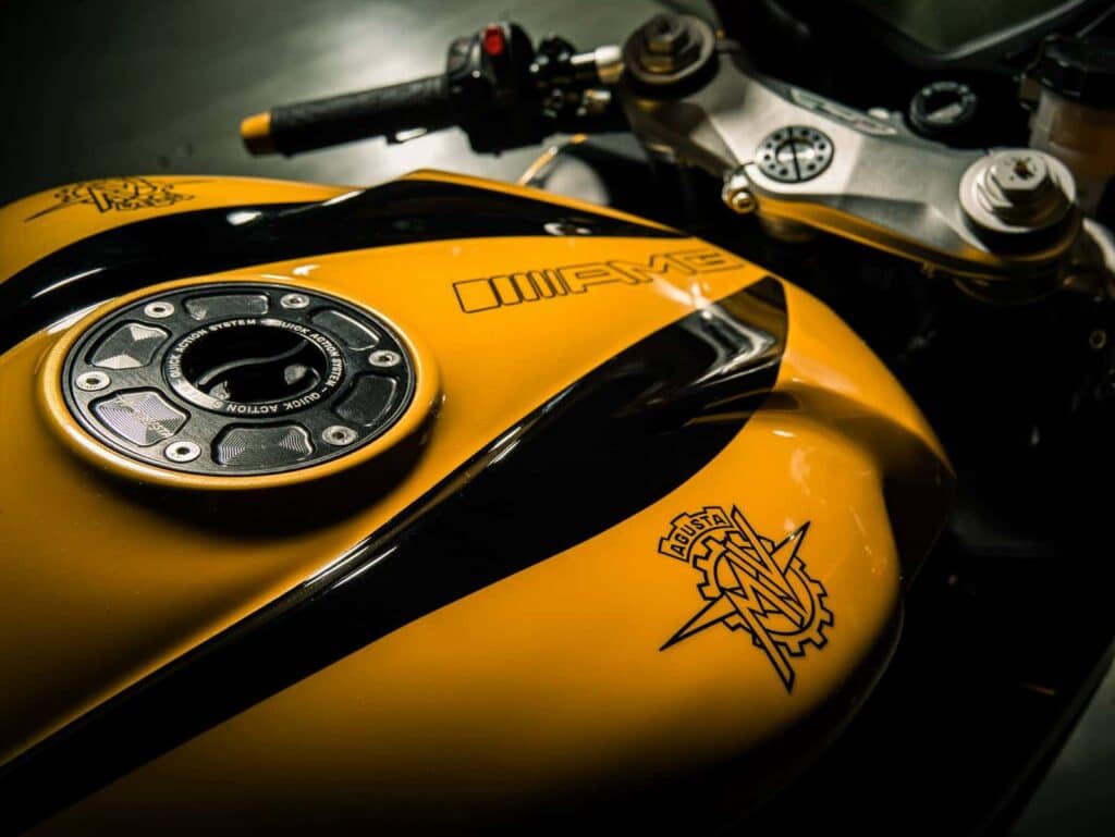 MV Agusta F3 800 AMG Concept 6