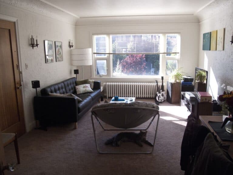 inside man apartment