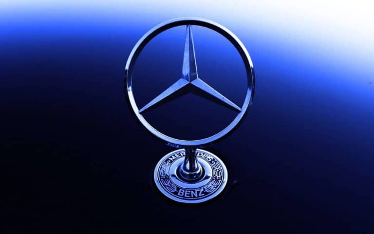 mercedes benz logo