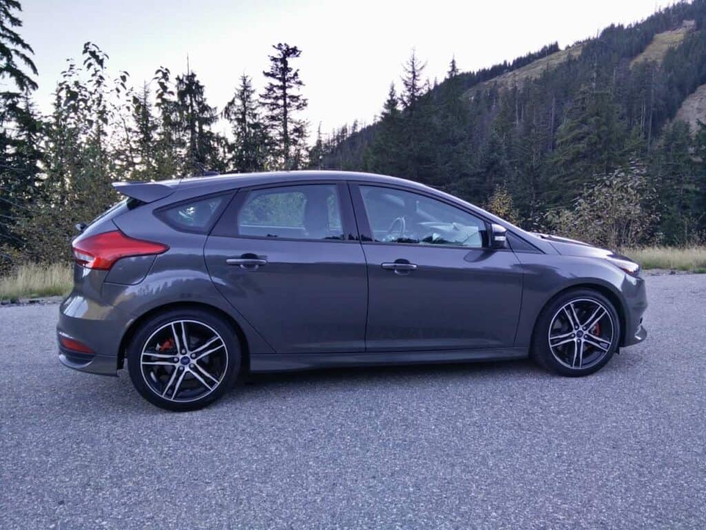 2016 Ford Focus ST Review 4