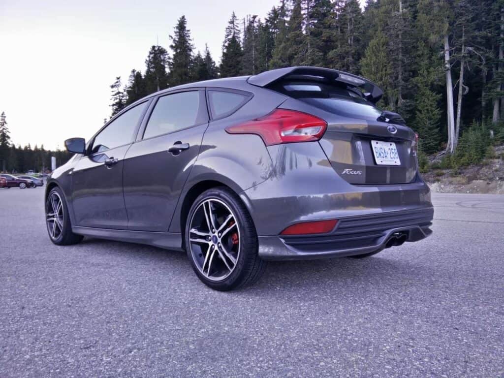 2016 Ford Focus ST Review 5