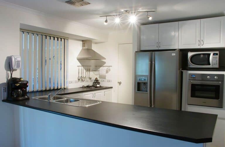 contemporary kitchen