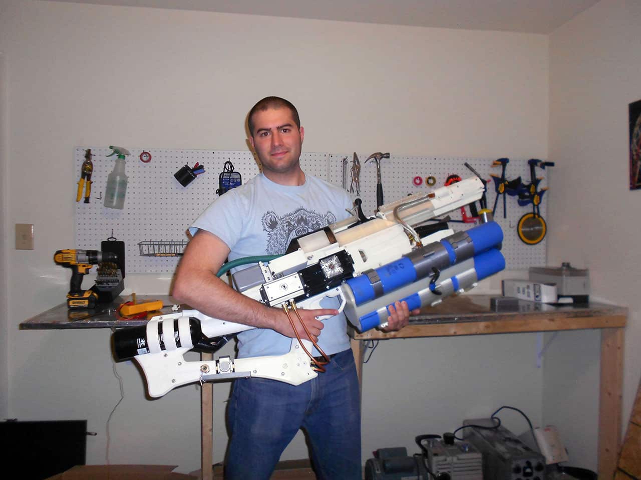 Now This Is How You Make A DIY Railgun