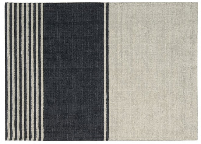 How to Decorate with Black and White Patterns 2 black-white-curtains