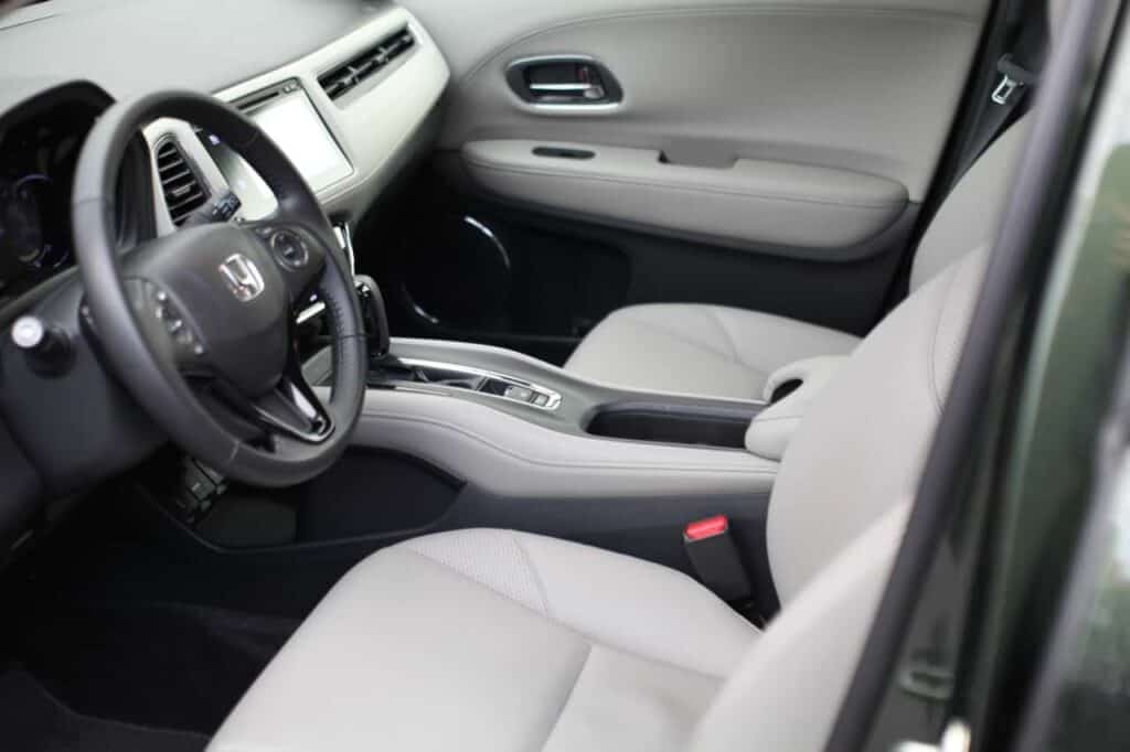 2016 Honda HR V Review 8