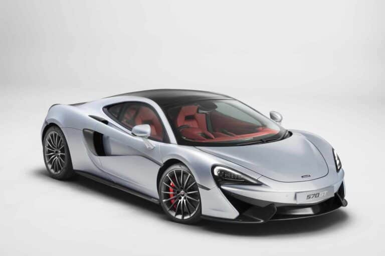 2017 McLaren 570GT 1