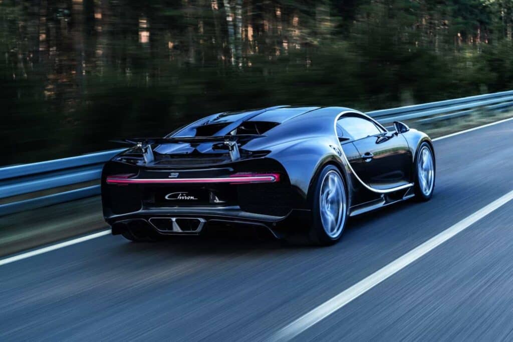 Bugatti Chiron 2