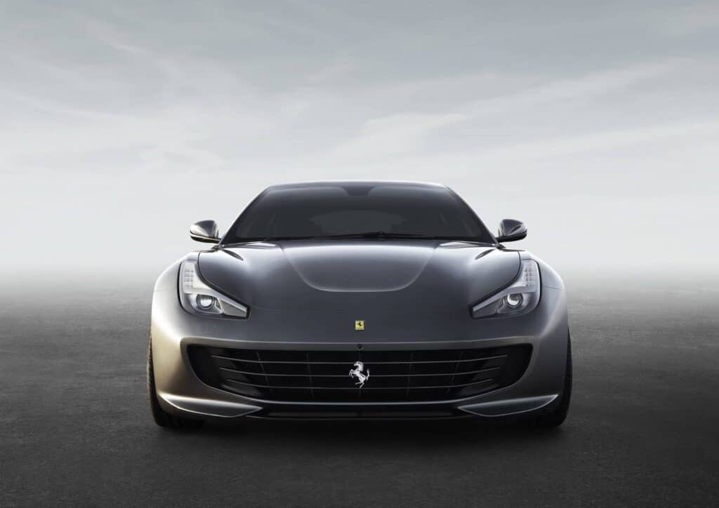The Ferrari GTC4Lusso: Replacing the FF 3 Ferrari GTC4Lusso 2