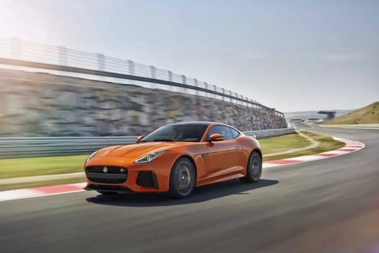 Jaguar F Type SVR 1