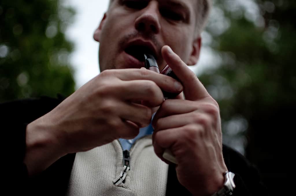 A Beginner's Guide to Smoking A Pipe How To Do It Correctly