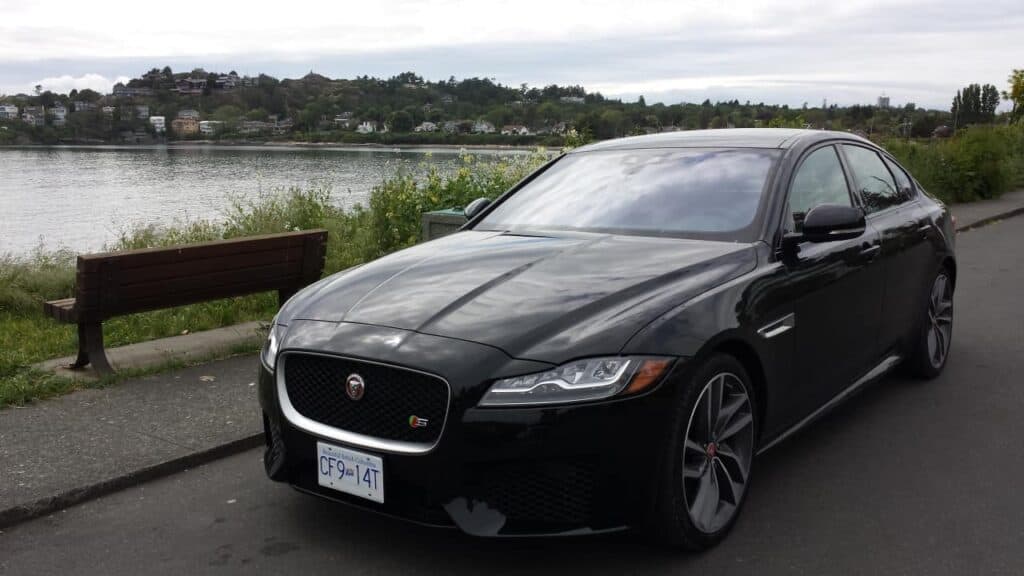 2016 Jaguar XF S AWD Review 9 2016 Jaguar XF S Review 6