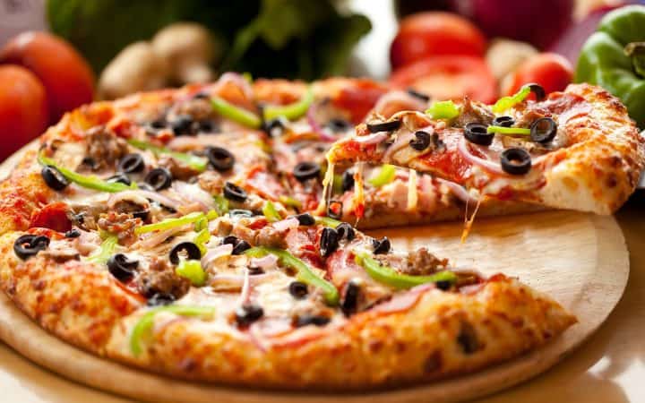 PIZZA FOOD CHOICES FOR MEN e1463781858198
