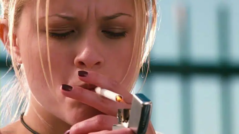 reese witherspoon smoking