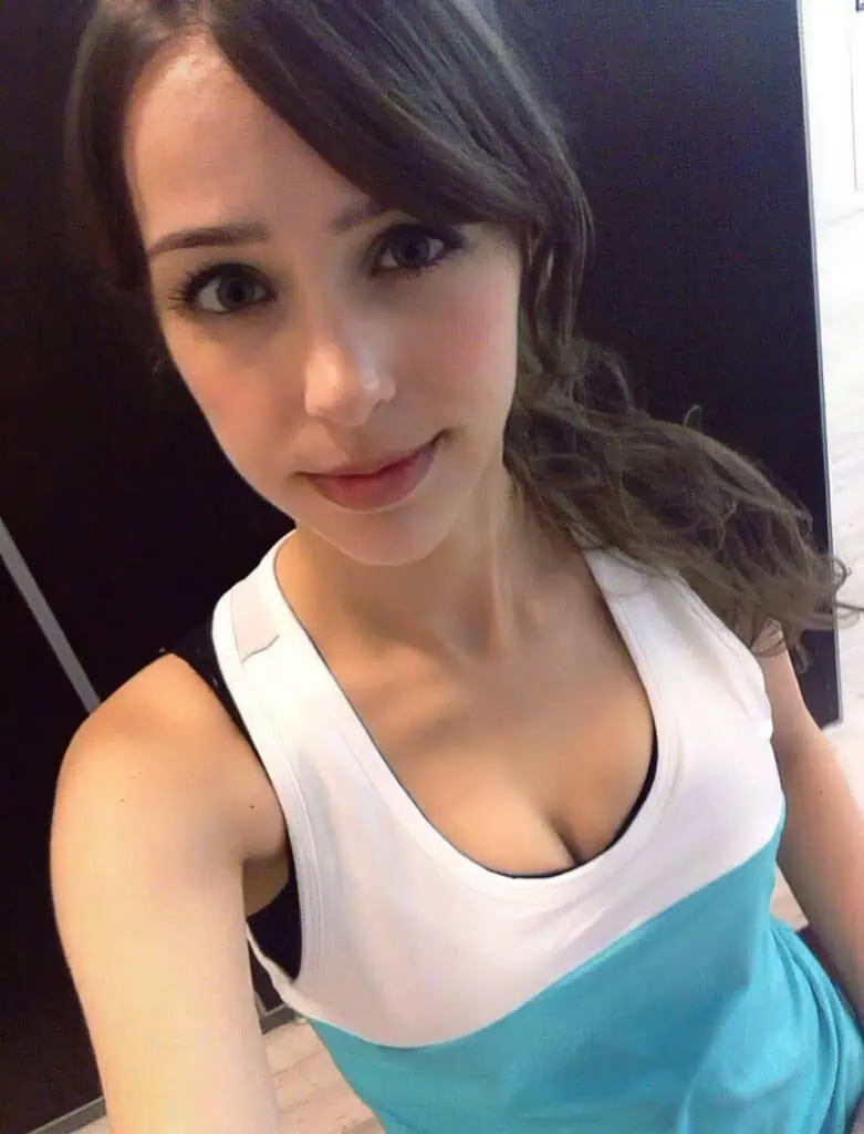 stefanie joosten workout wear enlarged