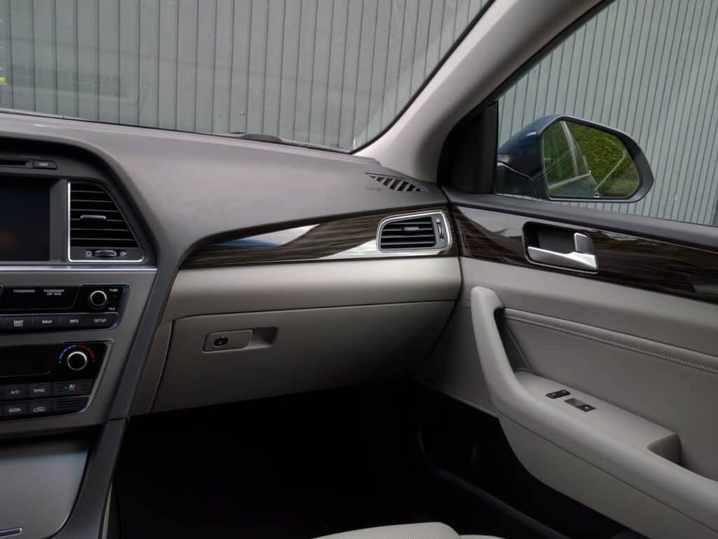 2016 Hyundai Sonata PHEV Review 10