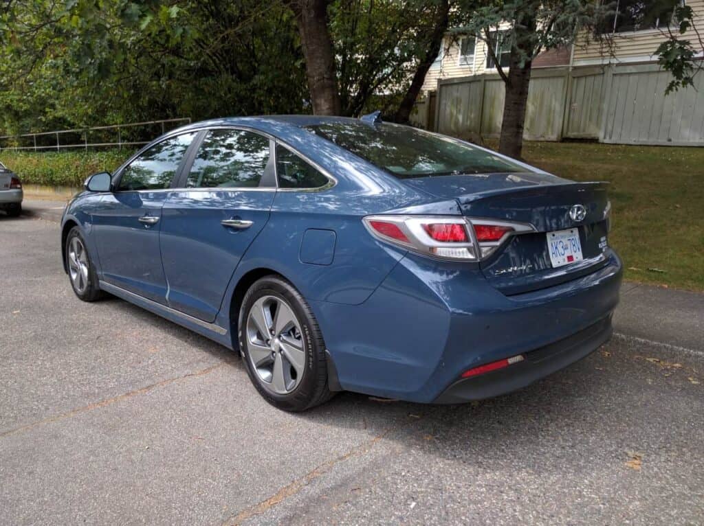 2016 Hyundai Sonata PHEV Review 3