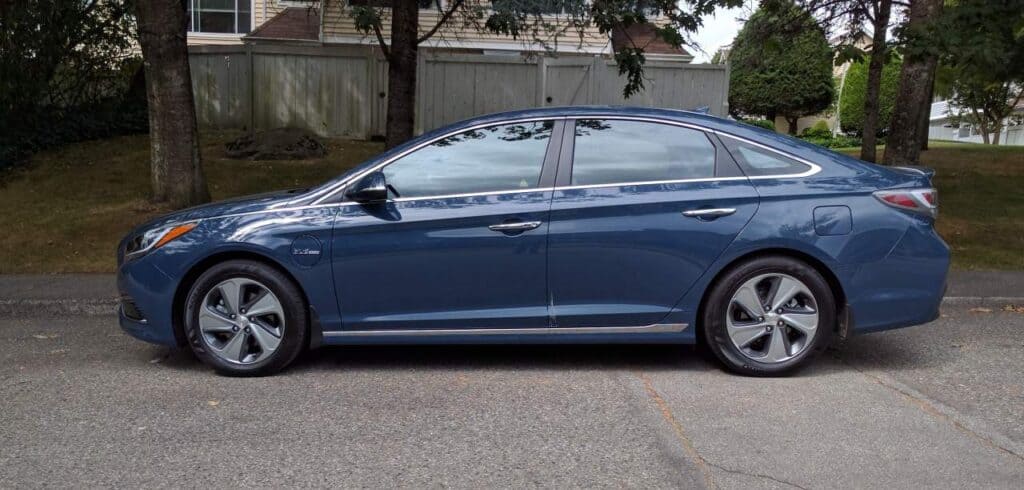 2016 Hyundai Sonata PHEV Review 4