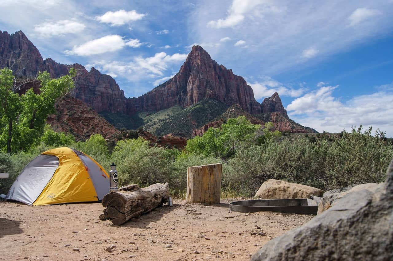 camping in mountains