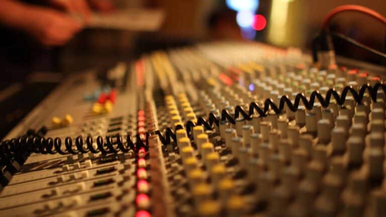 sound equipment board
