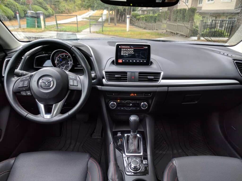 2016 Mazda3 GT Review 6