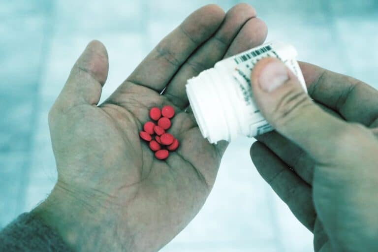 pills medicine tablets depending 161641