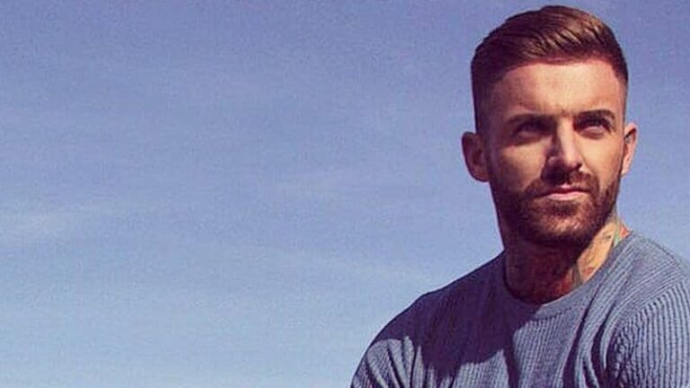 Aaron Chalmers