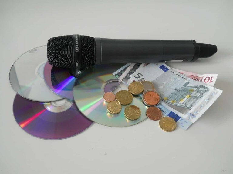 CDs mic music