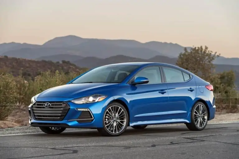 2017 Hyundai Elantra Sport Review 1