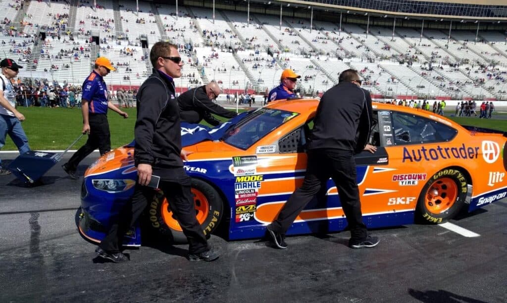 Autotrader NASCAR Trip 7