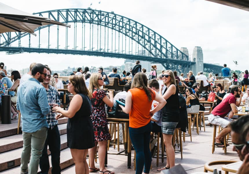 10 Reasons Why You Should Work Behind A Bar