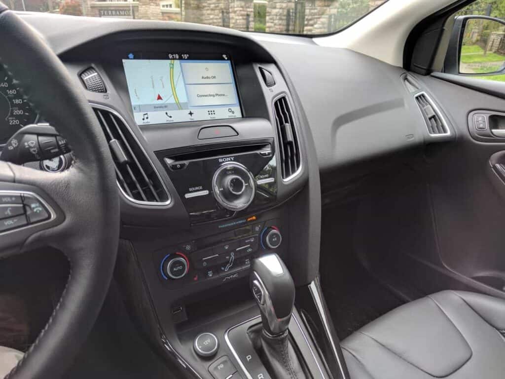 2017 Ford Focus Titanium Review 8
