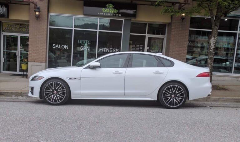 2017 Jaguar XF R Sport Diesel Review 1
