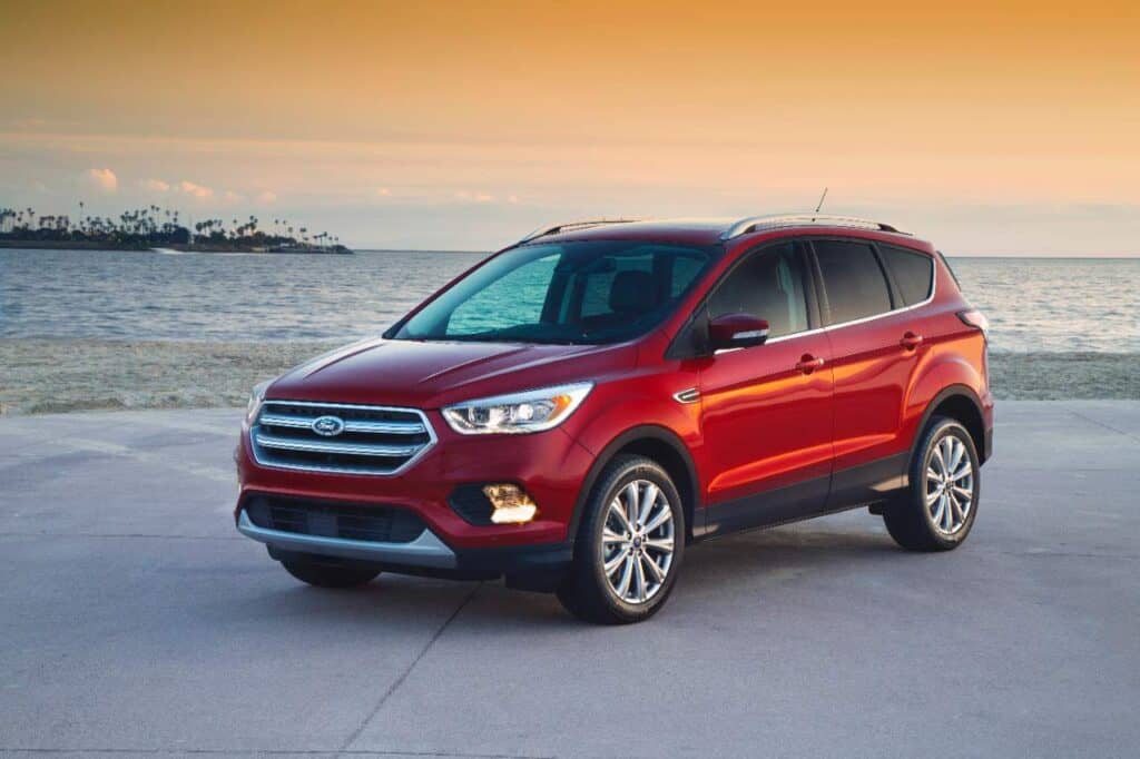 17 Ford Escape Titanium Review 1