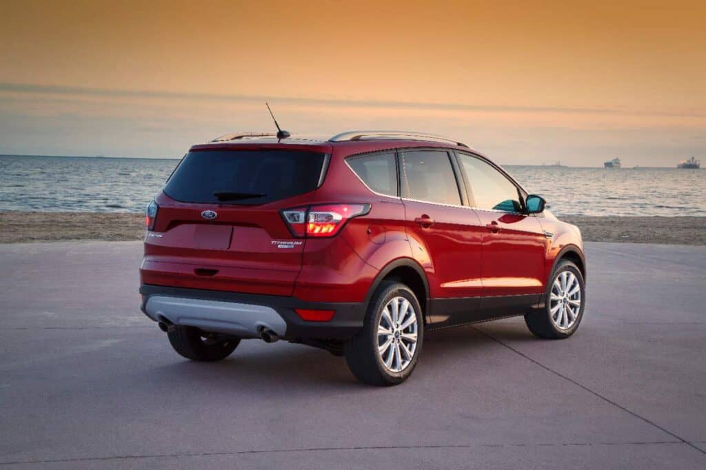 17 Ford Escape Titanium Review 2